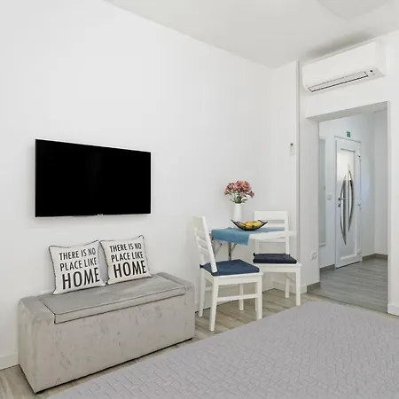 Apartment Nada *